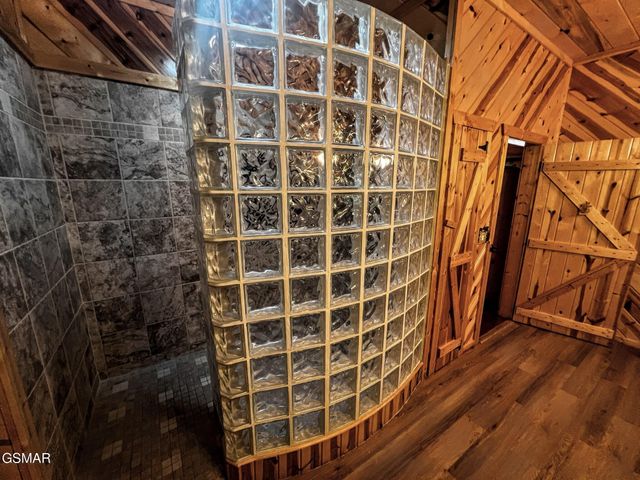 1665 Scenic Woods Way, Sevierville, TN 37876