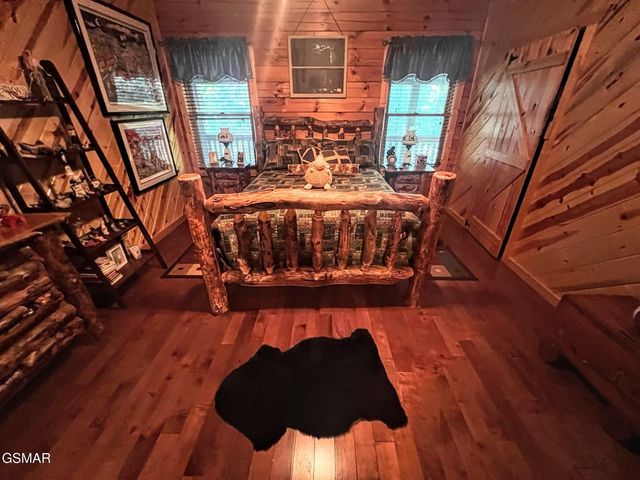 1665 Scenic Woods Way, Sevierville, TN 37876
