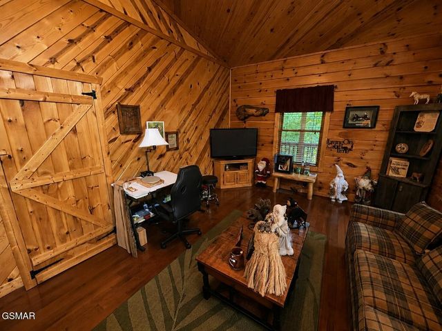 1665 Scenic Woods Way, Sevierville, TN 37876