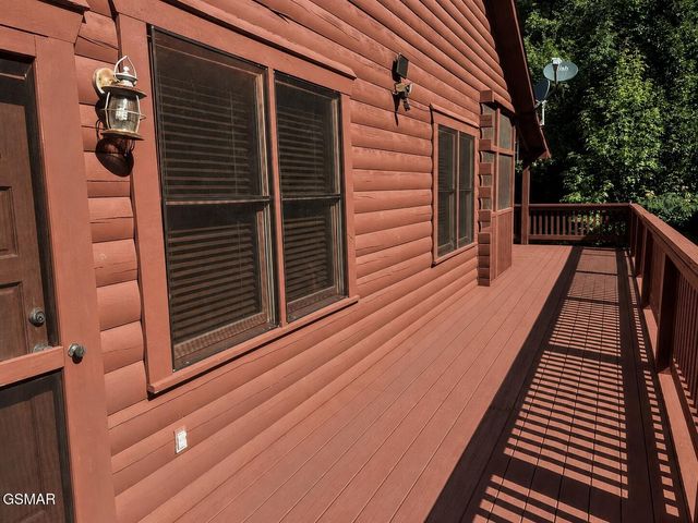 1665 Scenic Woods Way, Sevierville, TN 37876