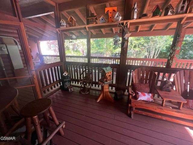 1665 Scenic Woods Way, Sevierville, TN 37876