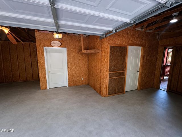 1665 Scenic Woods Way, Sevierville, TN 37876