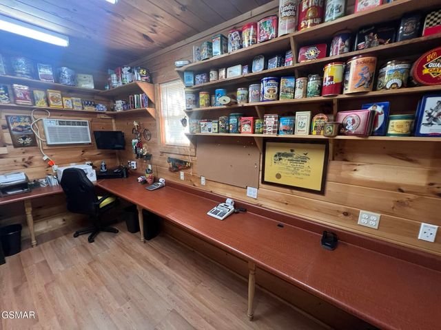 1665 Scenic Woods Way, Sevierville, TN 37876