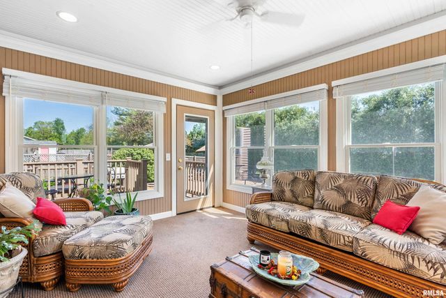 520 AUGUSTA Drive, Chatham, IL 62629