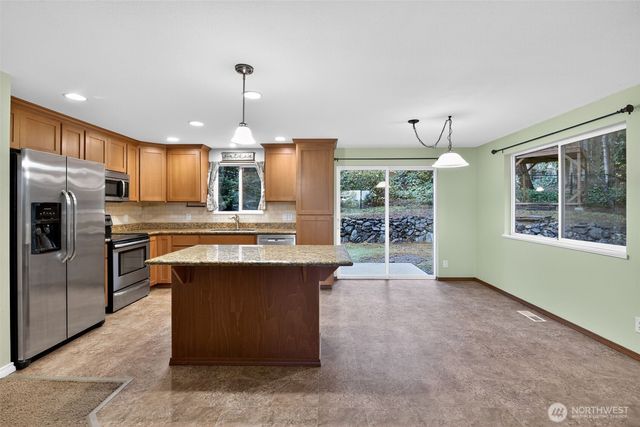 3519 96th Avenue E, Edgewood, WA 98371