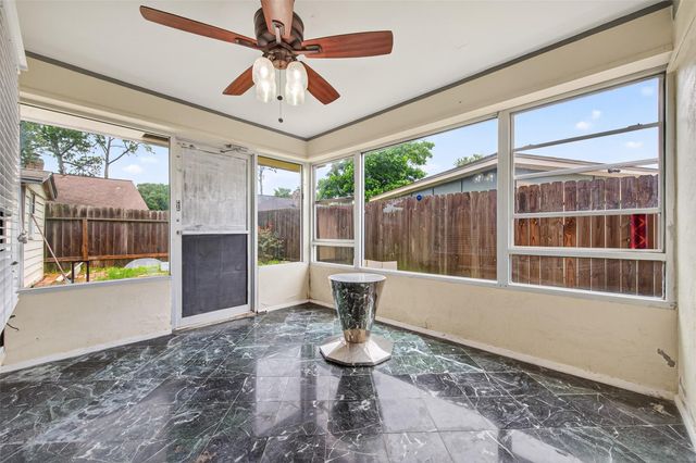9318 Benning Drive, Houston, TX 77031