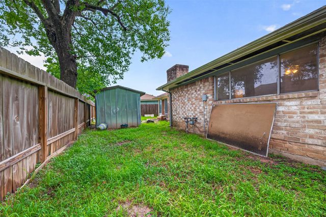 9318 Benning Drive, Houston, TX 77031