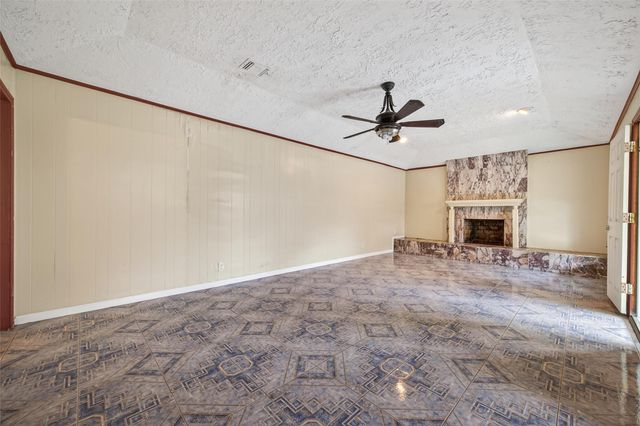 9318 Benning Drive, Houston, TX 77031