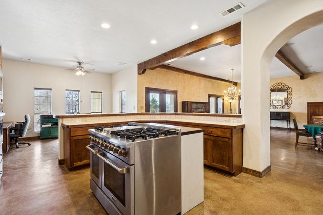 612 Private Road 7005, Edgewood, TX 75117