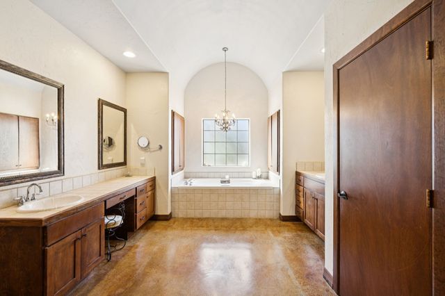 612 Private Road 7005, Edgewood, TX 75117