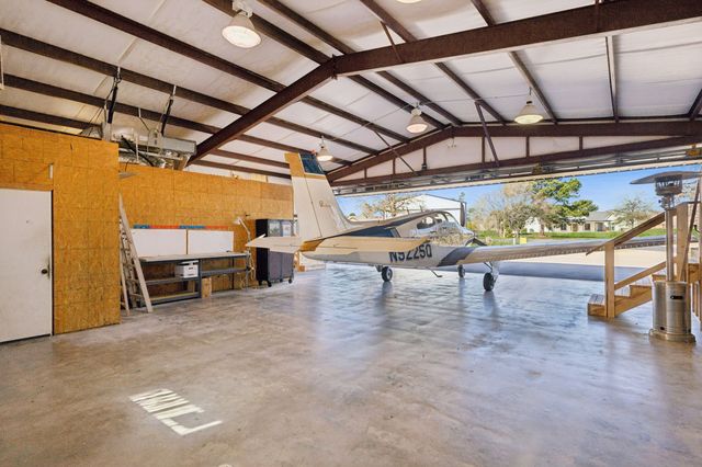 612 Private Road 7005, Edgewood, TX 75117