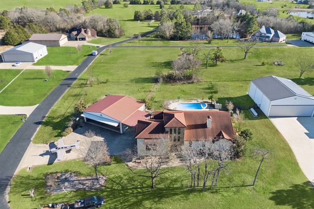 612 Private Road 7005, Edgewood, TX 75117