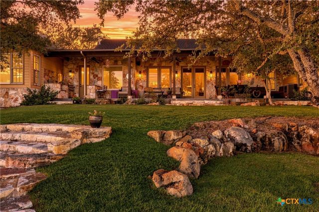 100 Morgan Cove, Burnet, TX 78611