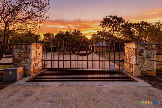 100 Morgan Cove, Burnet, TX 78611