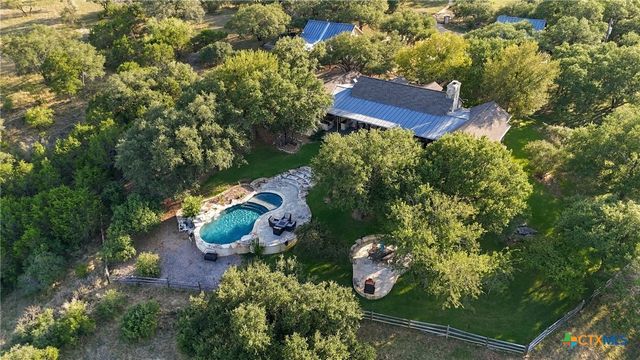 100 Morgan Cove, Burnet, TX 78611
