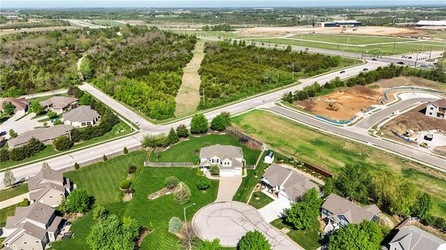 5818 Silverstone Drive, Lawrence, KS 66049
