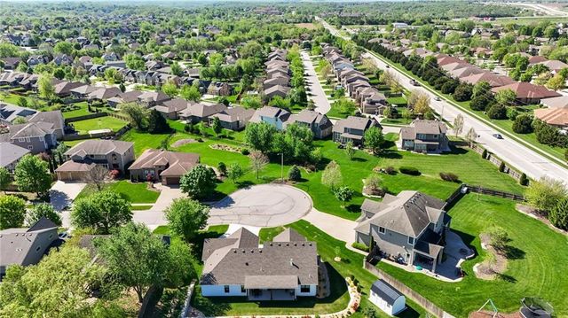 5818 Silverstone Drive, Lawrence, KS 66049