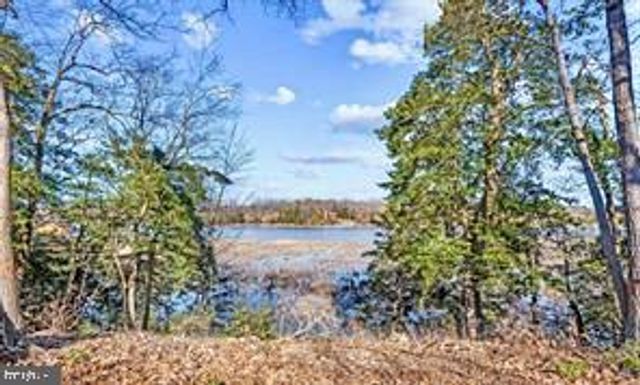 436 THOMPSON CIR, Colonial Beach, VA 22443
