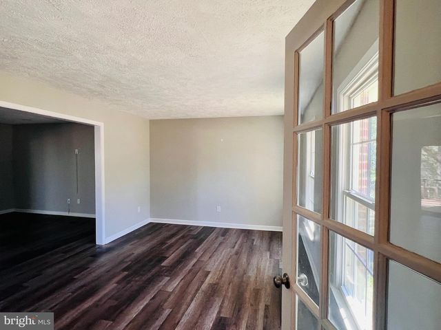 436 THOMPSON CIR, Colonial Beach, VA 22443