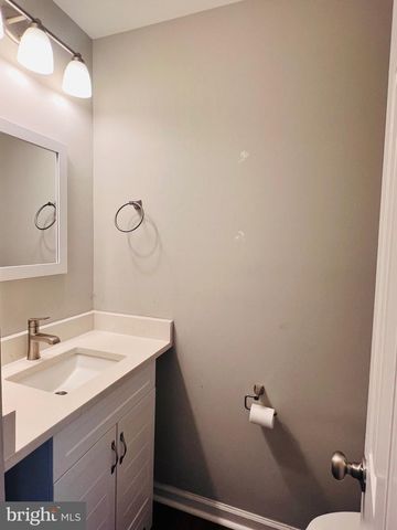 436 THOMPSON CIR, Colonial Beach, VA 22443