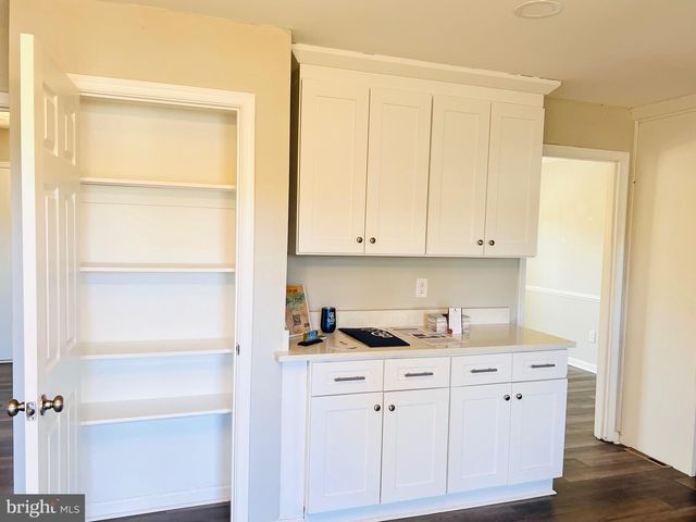 436 THOMPSON CIR, Colonial Beach, VA 22443
