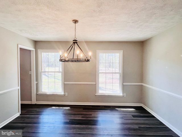 436 THOMPSON CIR, Colonial Beach, VA 22443