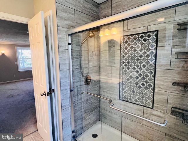 436 THOMPSON CIR, Colonial Beach, VA 22443