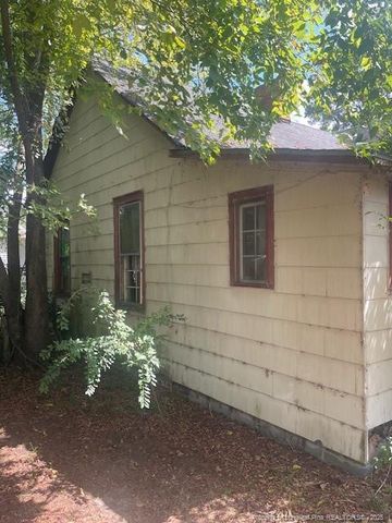 5552 River Road, Hope Mills, NC 28348