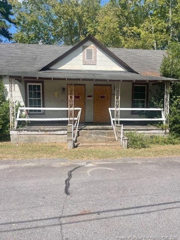 5552 River Road, Hope Mills, NC 28348