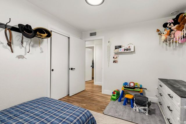 1984 15th St, Olivehurst, CA 95961