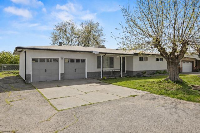 1984 15th St, Olivehurst, CA 95961