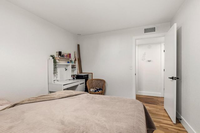 1984 15th St, Olivehurst, CA 95961