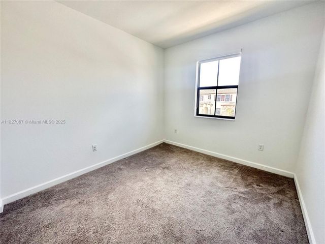 10049 SW 228th Ter, Miami, FL 33190