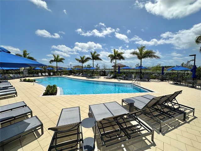 10049 SW 228th Ter, Miami, FL 33190