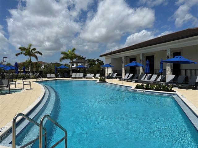 10049 SW 228th Ter, Miami, FL 33190