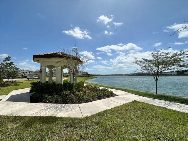 10049 SW 228th Ter, Miami, FL 33190