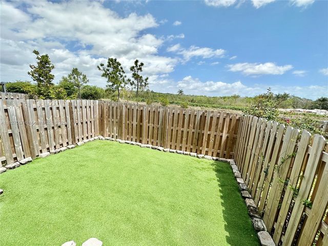 10049 SW 228th Ter, Miami, FL 33190