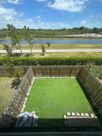 10049 SW 228th Ter, Miami, FL 33190