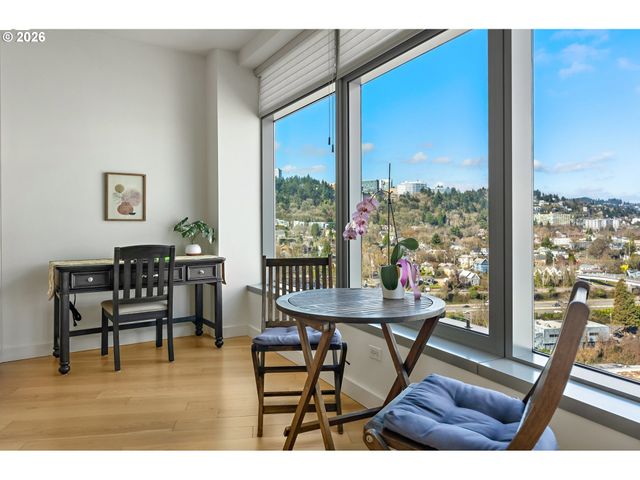 3601 S RIVER Pkwy, Portland, OR 97239