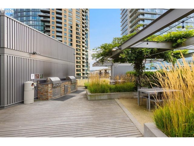 3601 S RIVER Pkwy, Portland, OR 97239