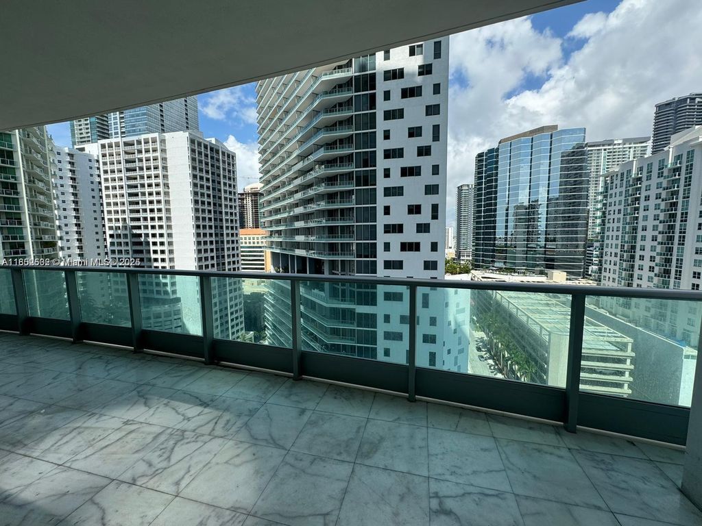 1331 Brickell Bay Dr 1704, Miami, FL 33131