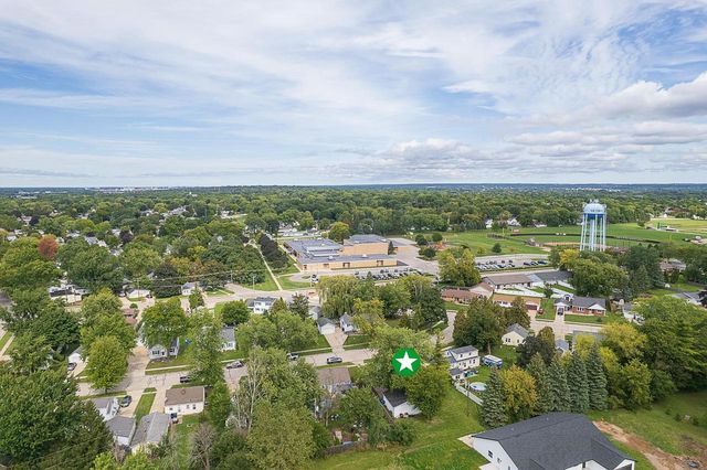 932 MANSION STREET, De Pere, WI 54115