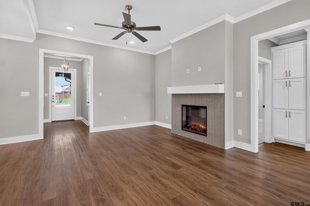 7012 Hillside Ave, Tyler, TX 75707