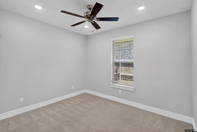 7012 Hillside Ave, Tyler, TX 75707