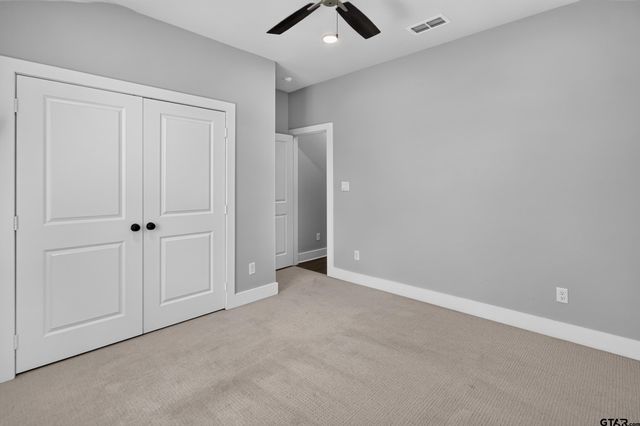 7012 Hillside Ave, Tyler, TX 75707