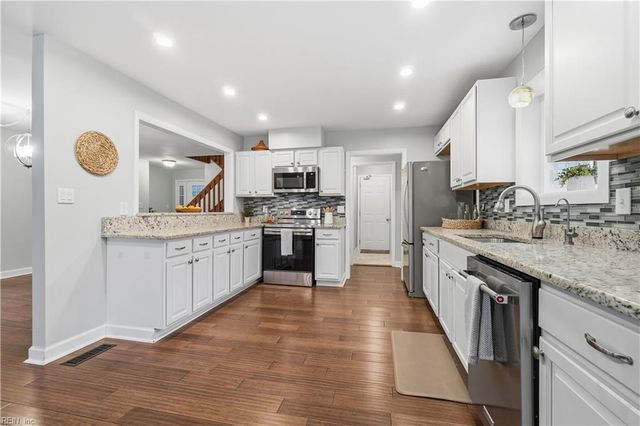 993 Kela CRES, Virginia Beach, VA 23451