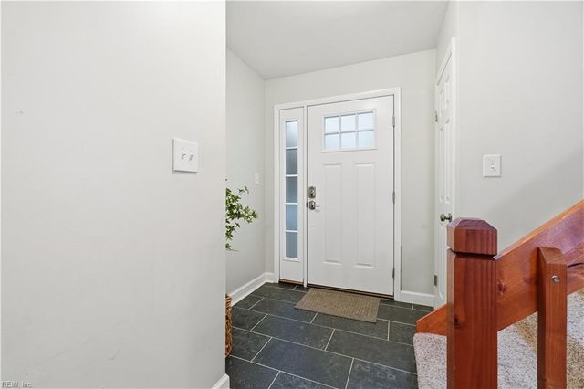 993 Kela CRES, Virginia Beach, VA 23451