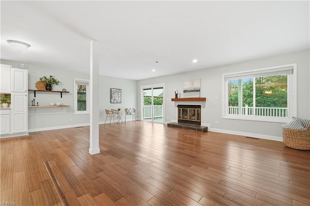 993 Kela CRES, Virginia Beach, VA 23451