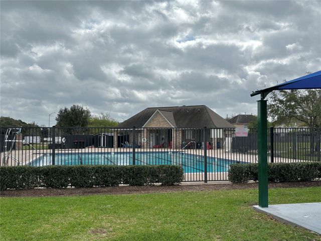 19318 Brook Village Road, Houston, TX 77084