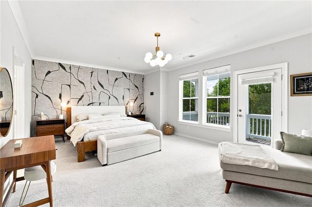 260 Walker Avenue, Roswell, GA 30076